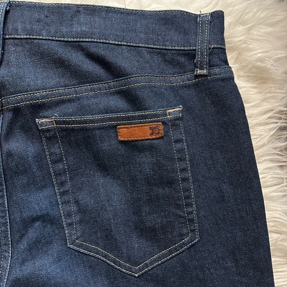 Men’s Joe’s Jeans Classic Jeans in Dark Blue Wash Professionally Shortened - Picture 12 of 16